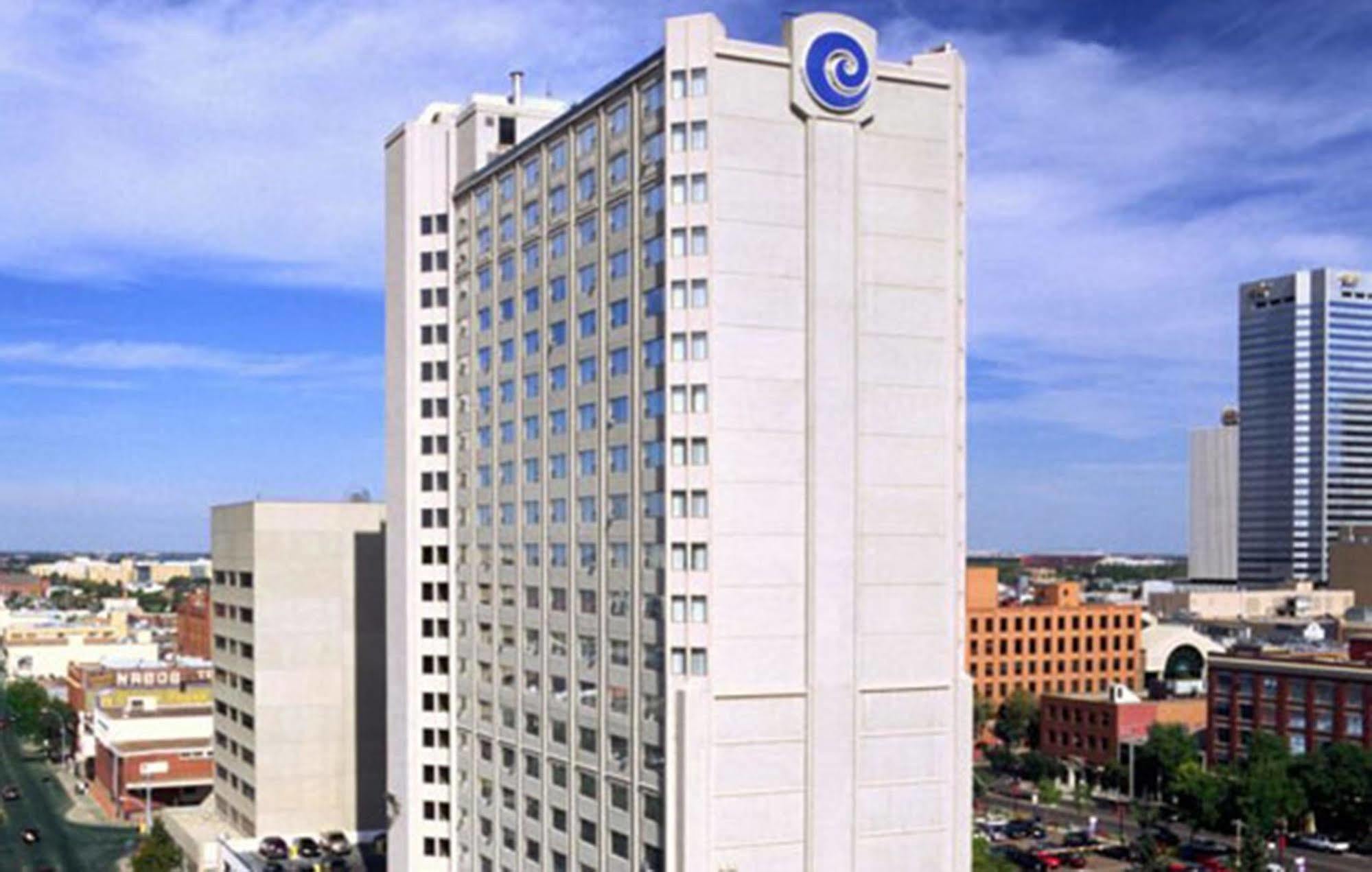Coast Edmonton Plaza Hotel By Apa Exterior foto